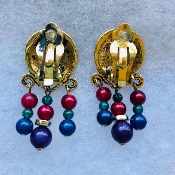 Vintage Gold Spiral Beaded Clip-On Earrings - Picture 5 of 5